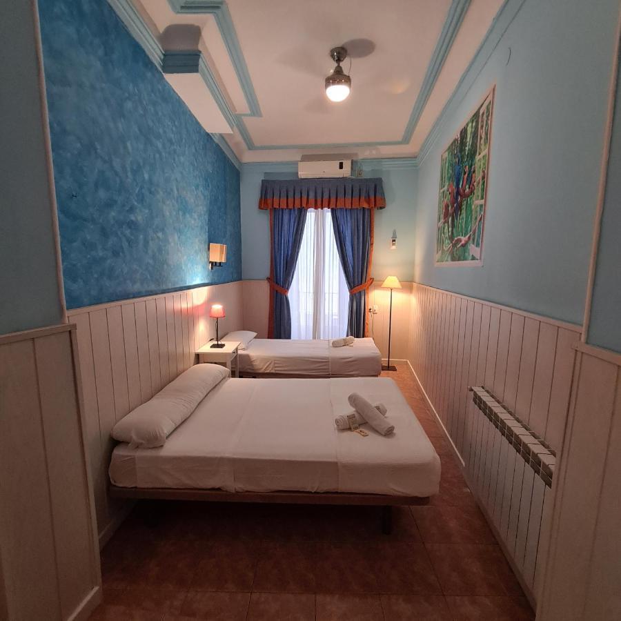Hostal Oporto Madrid Eksteriør billede