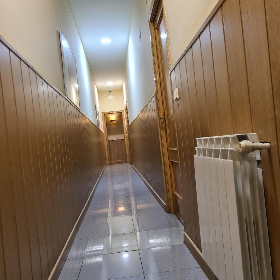 Hostal Oporto Madrid Eksteriør billede